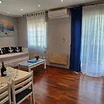 With Parking Space - 16498 Daire